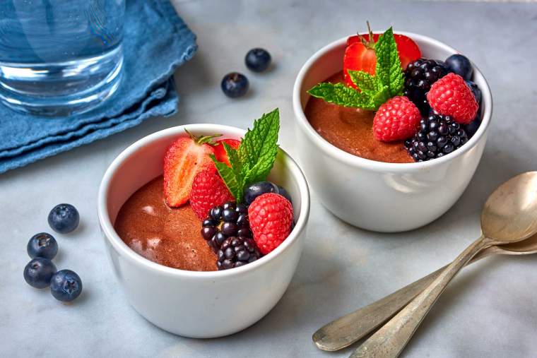 Dark chocolate mousse with summer fruits